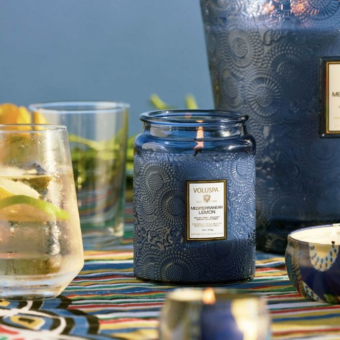 Hovedbilde Voluspa MEDITERRANEAN LEMON LARGE JAR CANDLE 100t