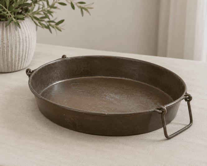 Hovedbilde Fat oval rustikk metall med hank 36x26x5cm
