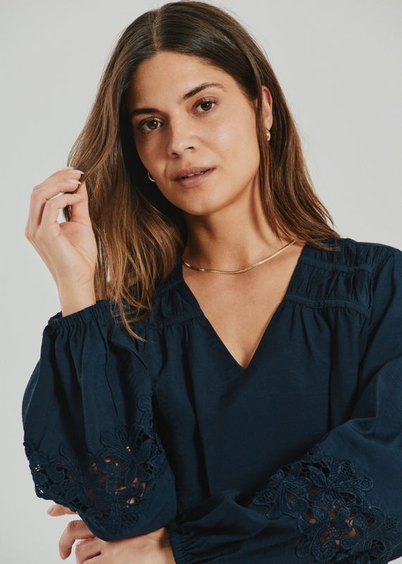 FQMAGDA-BLOUSE