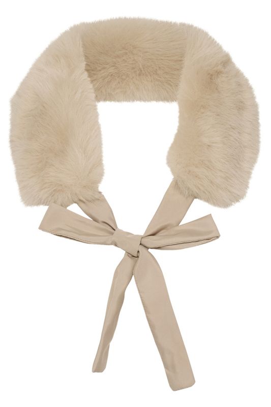 KAdelores Fakf fur Collar