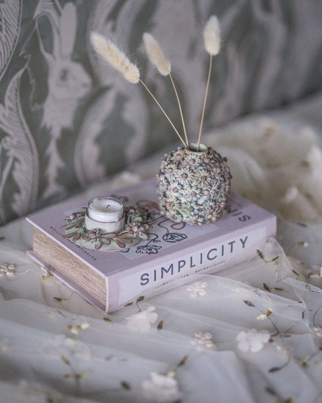 Bokboks Simplicity – dekorativ oppbevaring | 24 cm