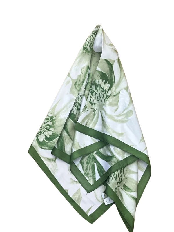 Scarf summer Leaf Green