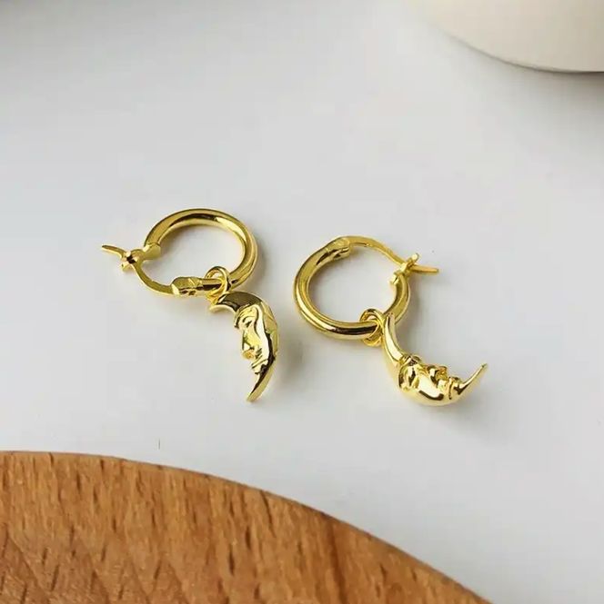 Hovedbilde Moon Ear 18K Gold