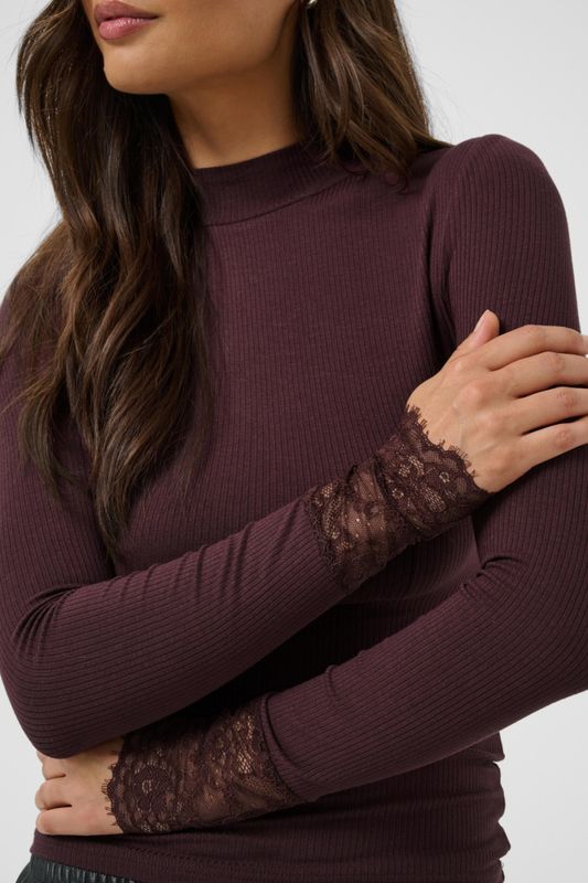 KAomi Turtleneck T-Shirt