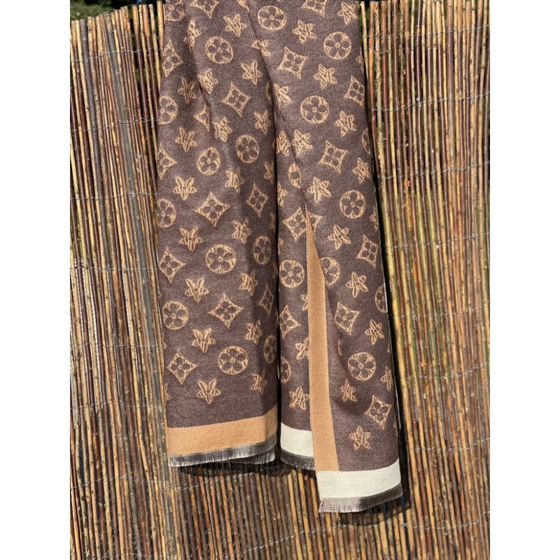 Skjerf Brown