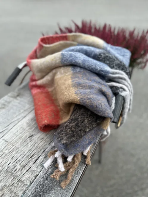 Hovedbilde Fluffy Scarf 05